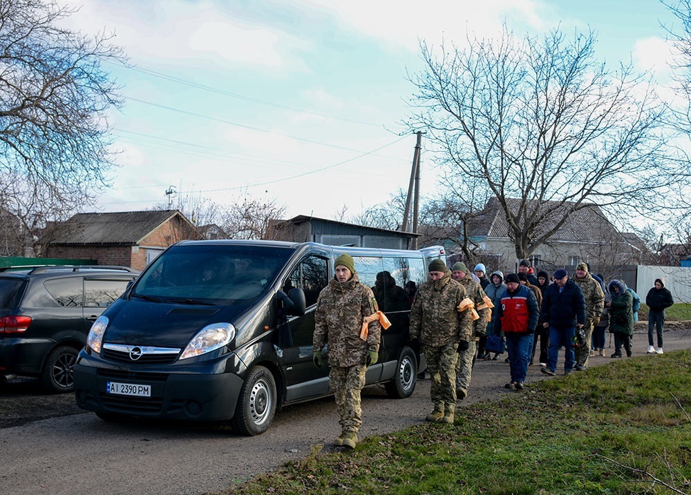 У Кагарлику провели в останню путь воїна Юрія Тригуба - 10