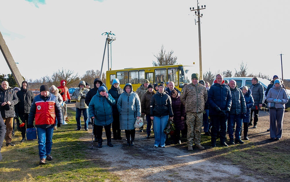 У Кагарлику провели в останню путь воїна Юрія Тригуба - 13