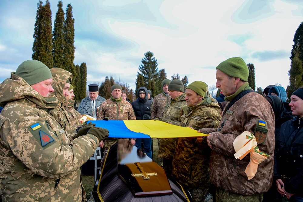 У Кагарлику провели в останню путь воїна Юрія Тригуба - 18