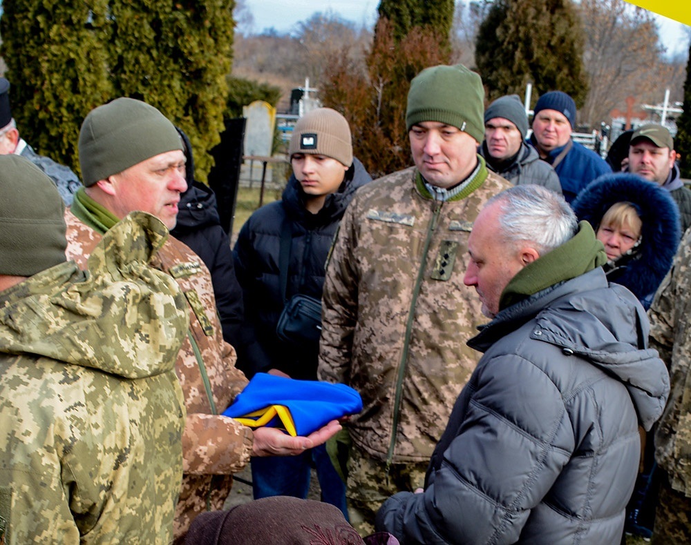 У Кагарлику провели в останню путь воїна Юрія Тригуба - 19
