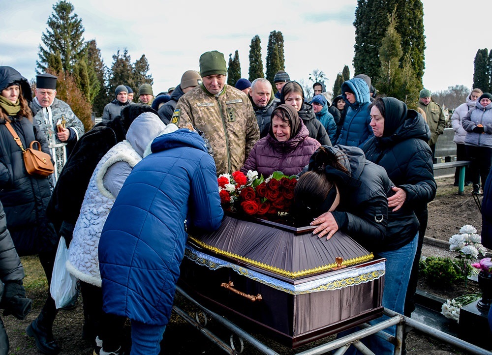 У Кагарлику провели в останню путь воїна Юрія Тригуба - 20