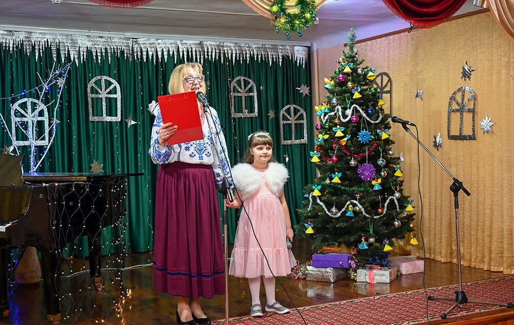 З теплом у кожне серце - Різдвяно-новорічне дійство в Кагарлицькій школі мистецтв