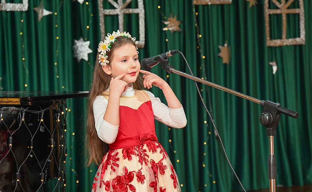 З теплом у кожне серце - Різдвяно-новорічне дійство в Кагарлицькій школі мистецтв