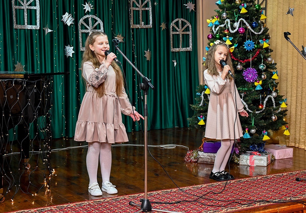 З теплом у кожне серце - Різдвяно-новорічне дійство в Кагарлицькій школі мистецтв