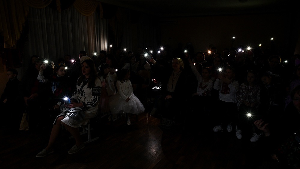 З теплом у кожне серце - Різдвяно-новорічне дійство в Кагарлицькій школі мистецтв