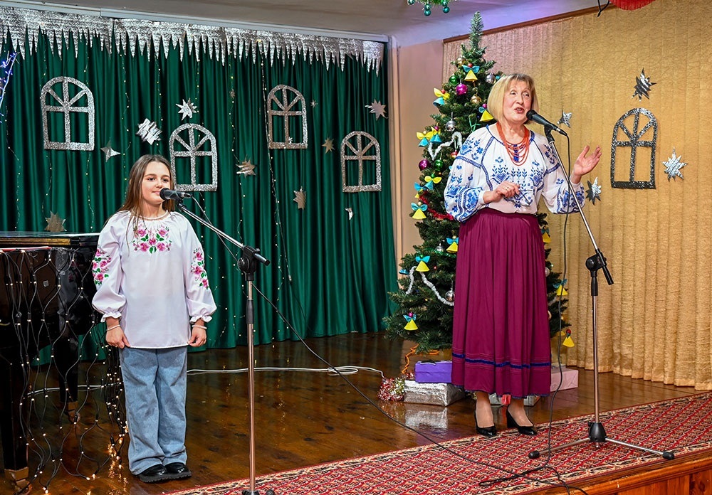 З теплом у кожне серце - Різдвяно-новорічне дійство в Кагарлицькій школі мистецтв