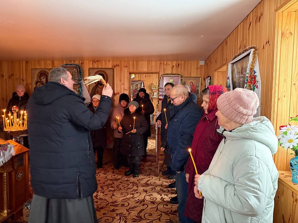 Освячення води в Півцях