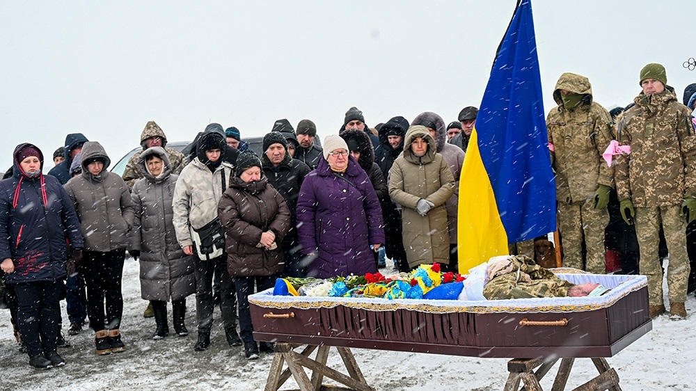 Пішов у вічність як справжній Лицар Світла - у Мирівці попрощалися із воїном Олександром Пендюром