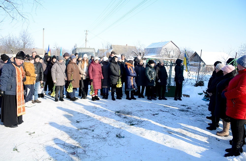 У Ставах провели в останню путь воїна Олега Тищенка - 6