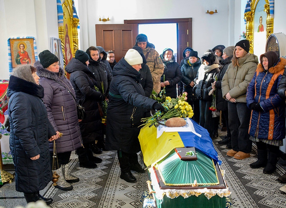 У Ставах провели в останню путь воїна Олега Тищенка - 10