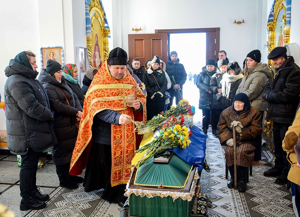 У Ставах провели в останню путь воїна Олега Тищенка - 16