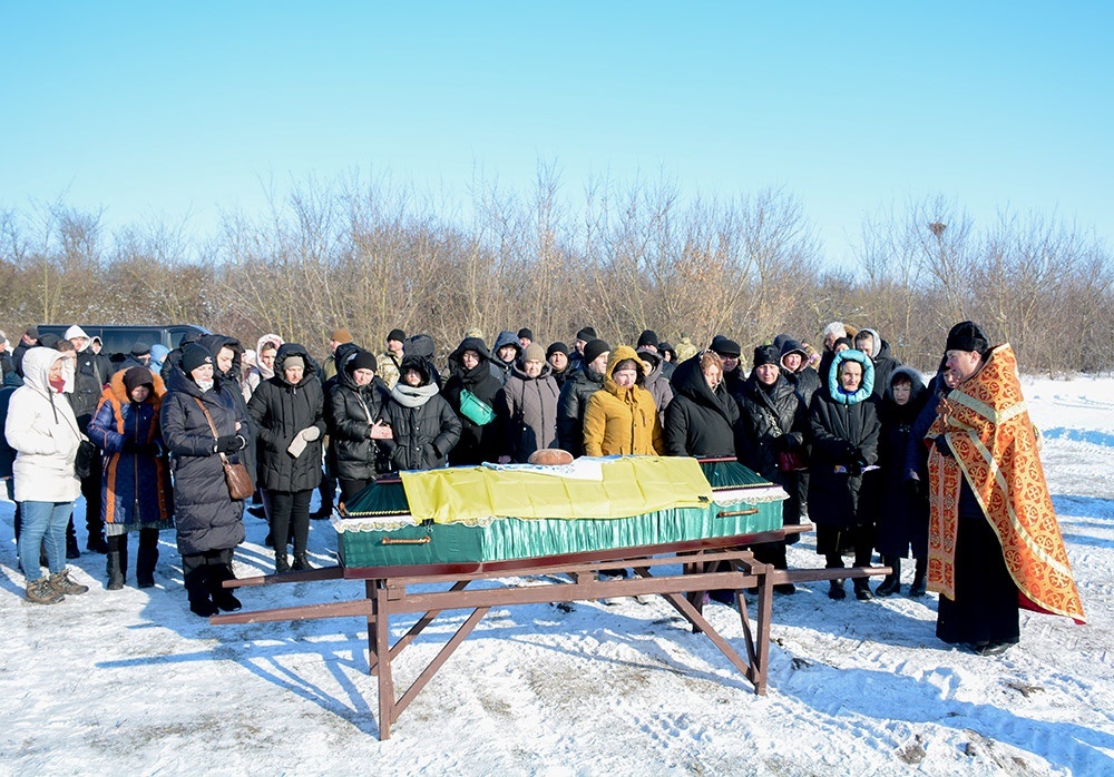 У Ставах провели в останню путь воїна Олега Тищенка - 22