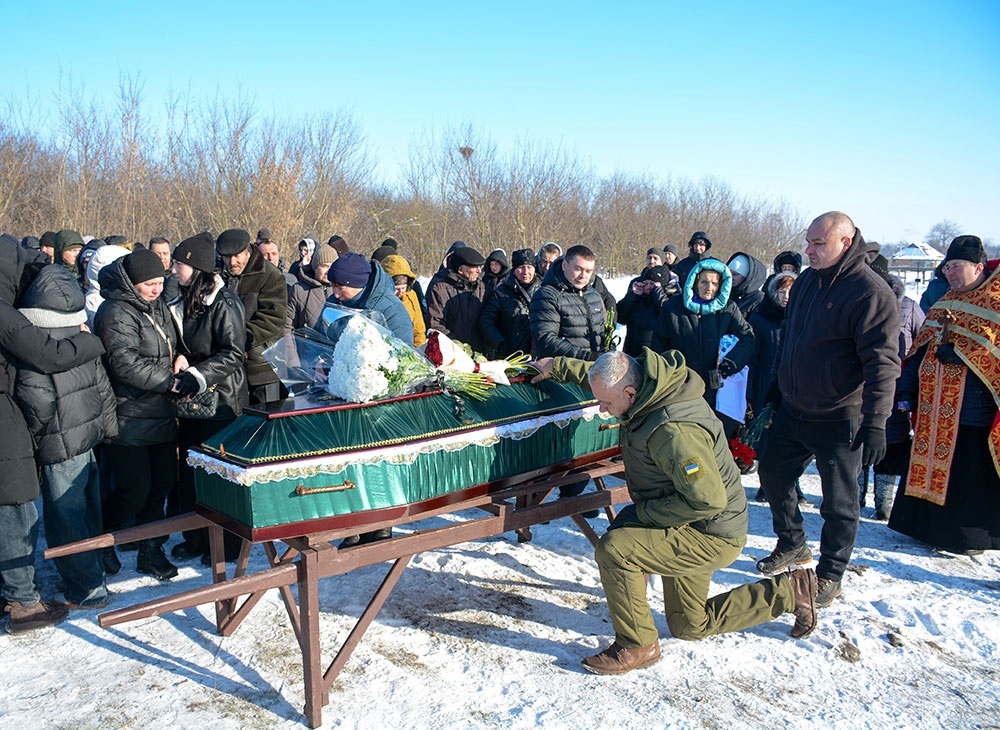 У Ставах провели в останню путь воїна Олега Тищенка - 29