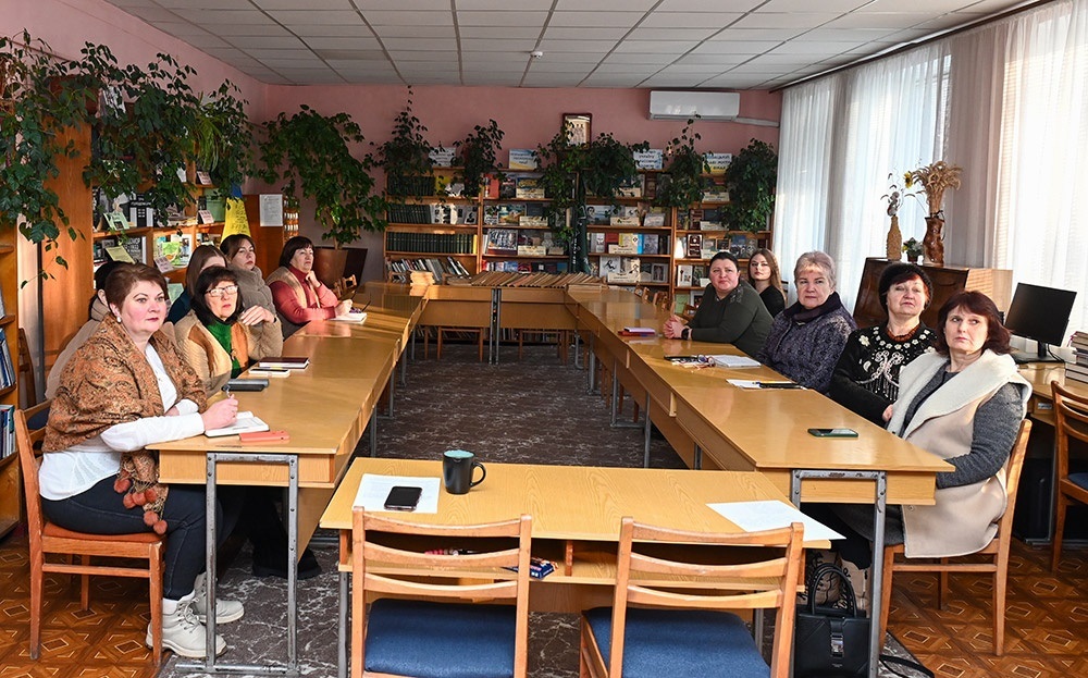 Засідання розмовного клубу в бібліотеці в Кагарлику в січні 2026 - учасники