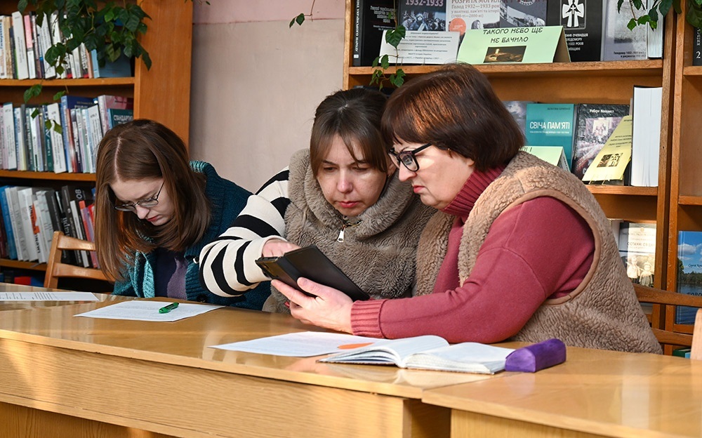 Засідання розмовного клубу в бібліотеці в Кагарлику в січні 2026 - практика