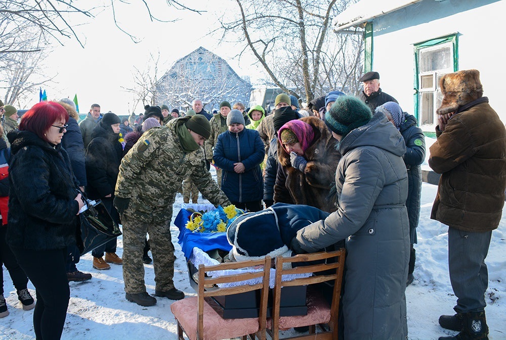 У Горохуватці провели в останню путь воїна Івана Курбета - 3