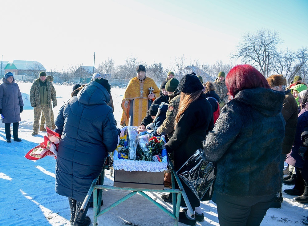 У Горохуватці провели в останню путь воїна Івана Курбета - 20