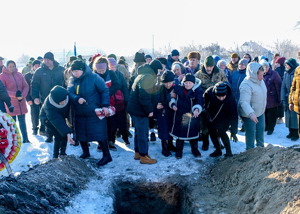 У Горохуватці провели в останню путь воїна Івана Курбета - 28