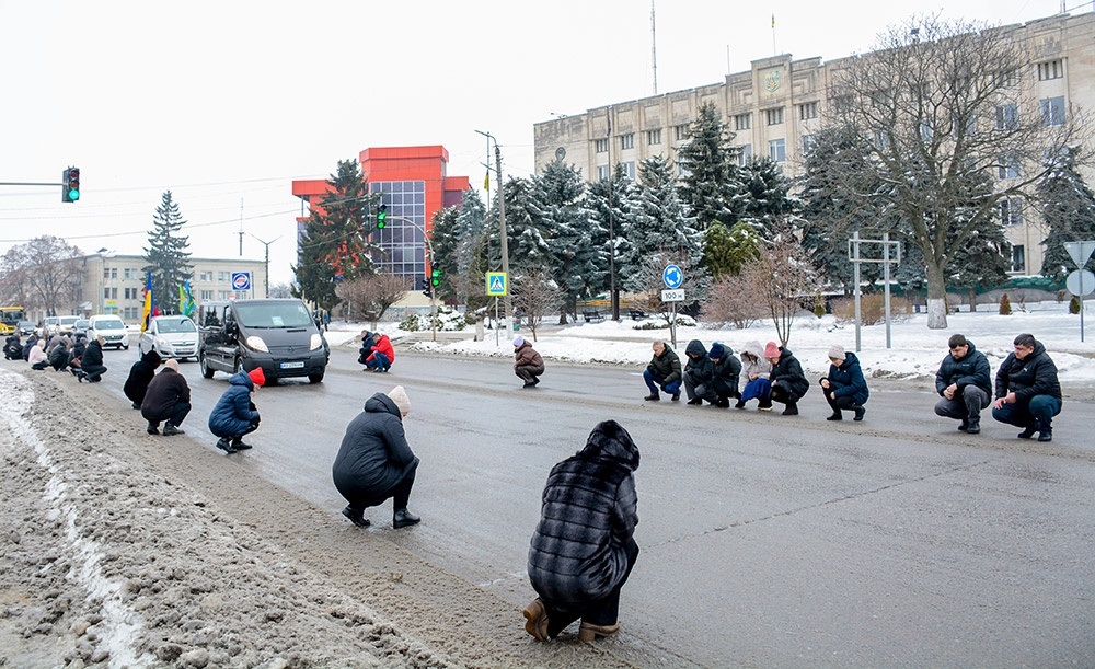 Був вірний присязі до останнього подиху - у Буртах провели в останню путь Олександра Бузніцького