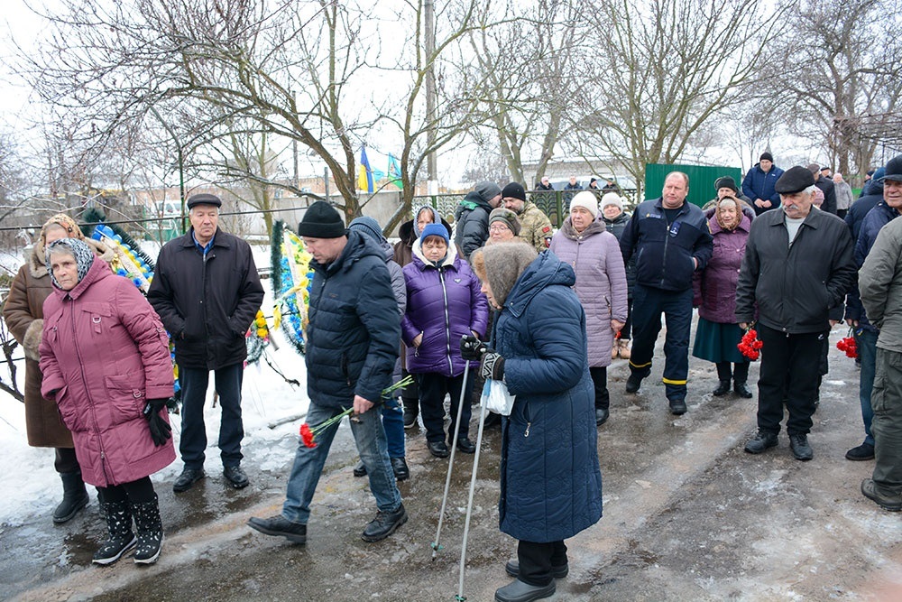Був вірний присязі до останнього подиху - у Буртах провели в останню путь Олександра Бузніцького