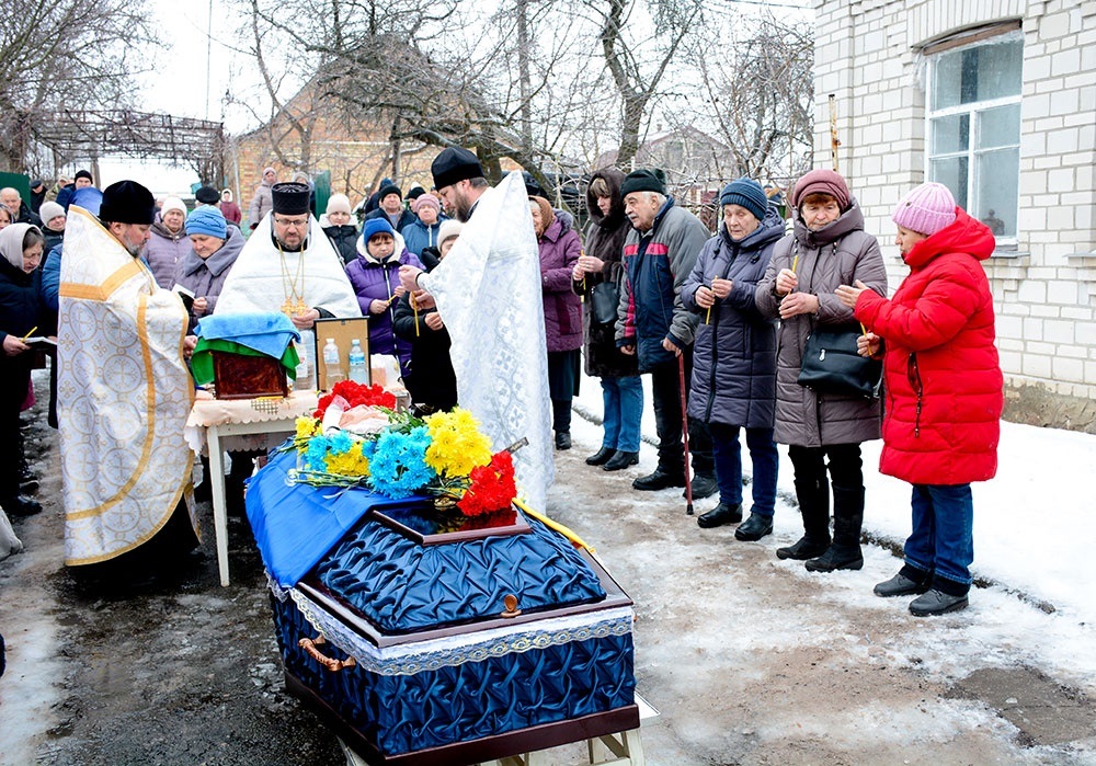 Був вірний присязі до останнього подиху - у Буртах провели в останню путь Олександра Бузніцького