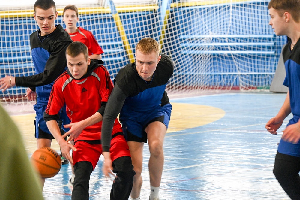 Змагання із баскетболу  в Кагарлику серед ліцеїв громади - 4