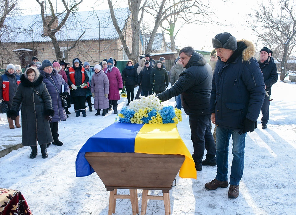 У Шубівці провели в останню путь воїна Віталія Юхименка