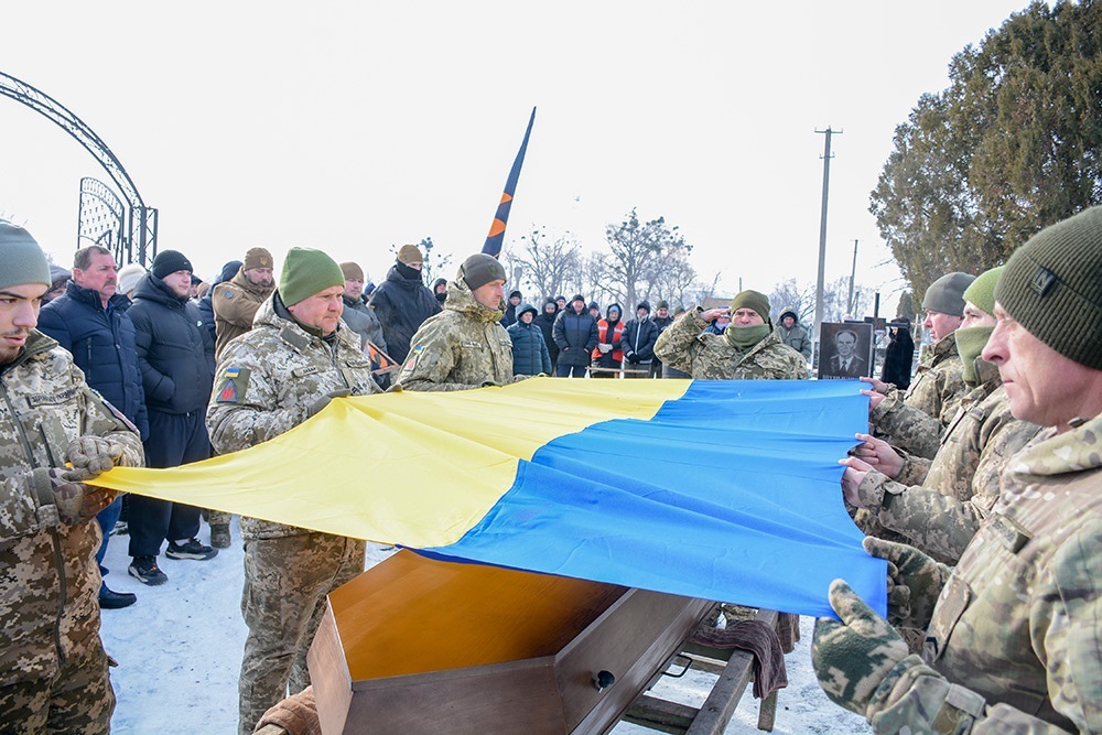 У Шубівці провели в останню путь воїна Віталія Юхименка - 20
