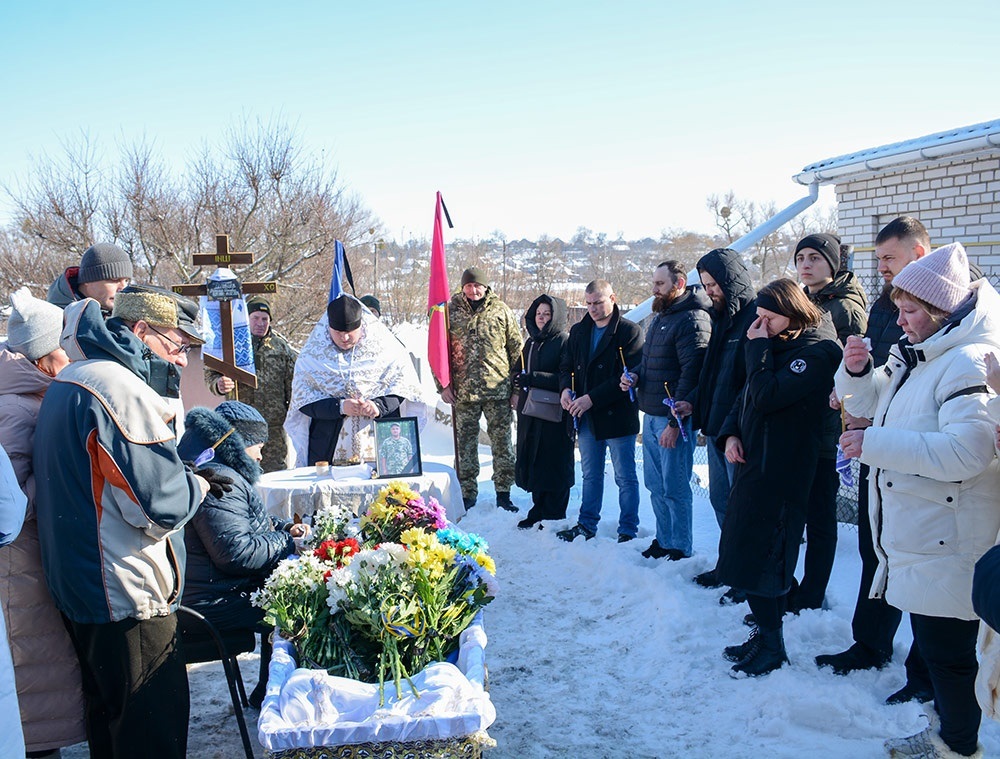 У Кагарлику провели в останню путь воїна Володимира Дєговцева - 2