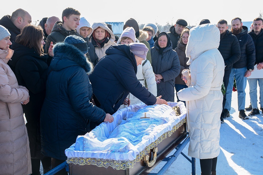 У Кагарлику провели в останню путь воїна Володимира Дєговцева - 22