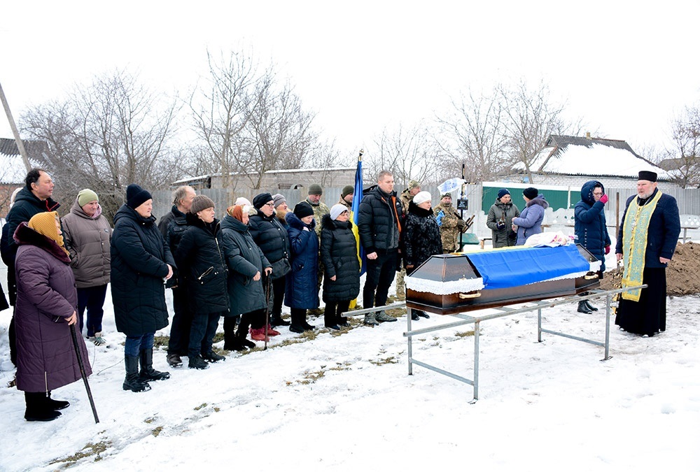 У Слободі провели в останню путь воїна Юрія Іщенка - 13
