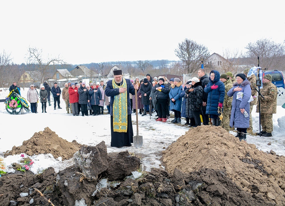 У Слободі провели в останню путь воїна Юрія Іщенка - 23