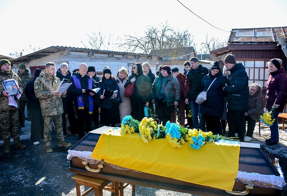 У Кагарлику провели в останню путь воїна Андрія Ящука - 4