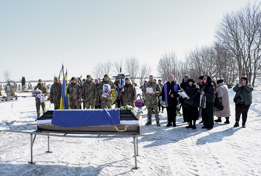 У Кагарлику провели в останню путь воїна Андрія Ящука - 18