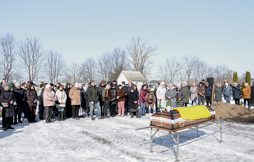 У Кагарлику провели в останню путь воїна Андрія Ящука - 19