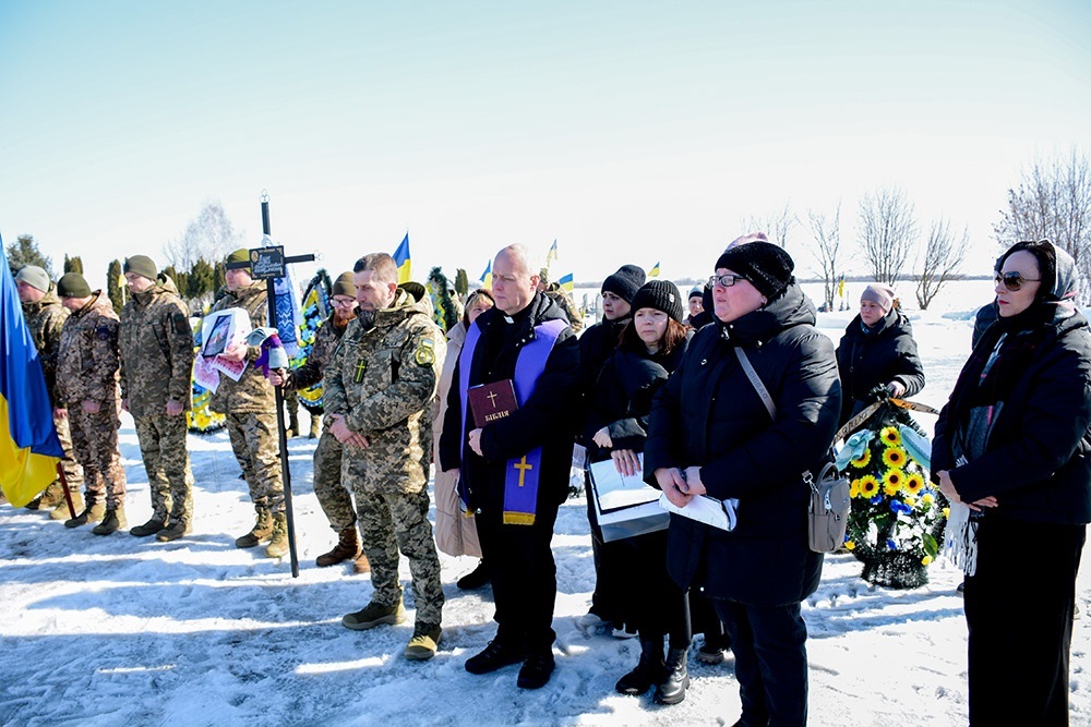 У Кагарлику провели в останню путь воїна Андрія Ящука - 21
