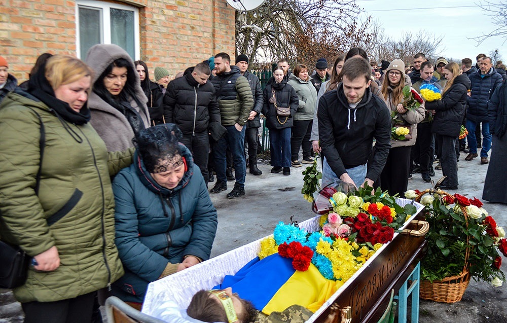 У Кагарлику провели в останню путь воїна Назара Жирного - 3