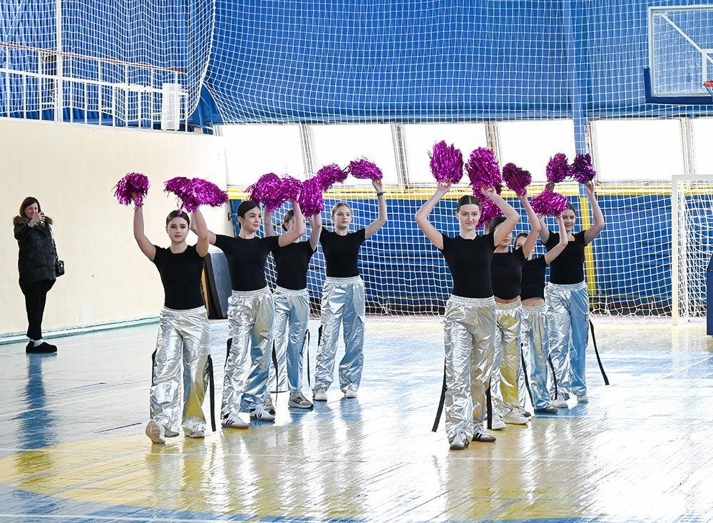 Виступ команди Іванковичивіського ліцею