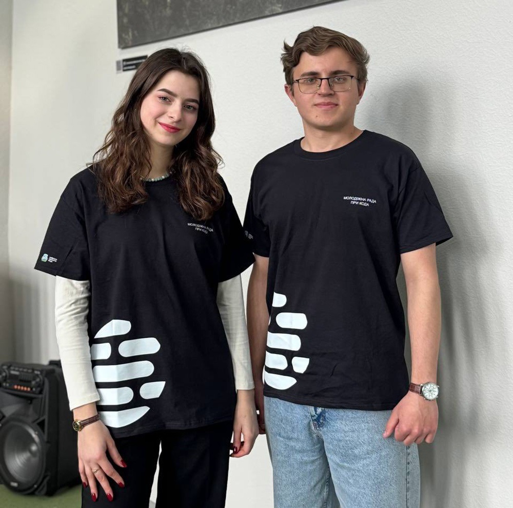 Голова Молодіжної ради при Киїівській ОДА Софія Швидка та учасник молодіжної ради Олександр Омельченко