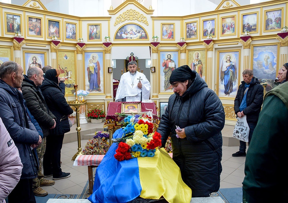 У Мирівці провели в останню путь воїна Олексія Шевченка - 7