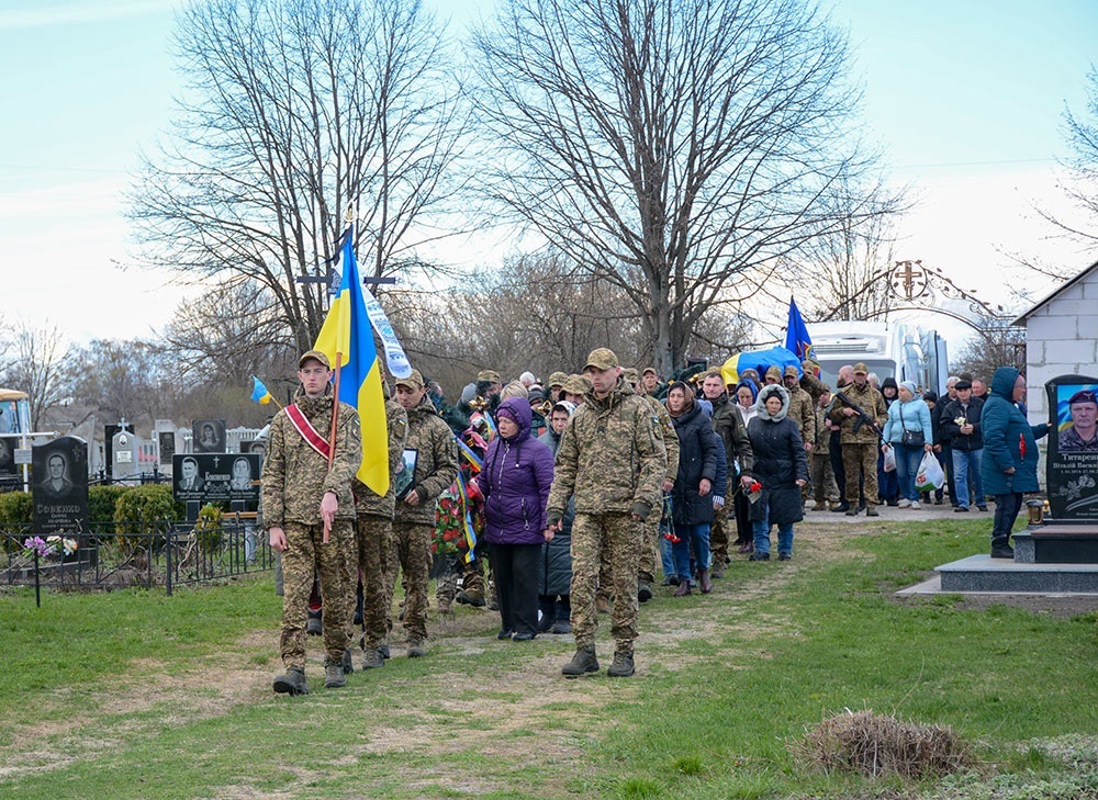 У Мирівці провели в останню путь воїна Олексія Шевченка - 13