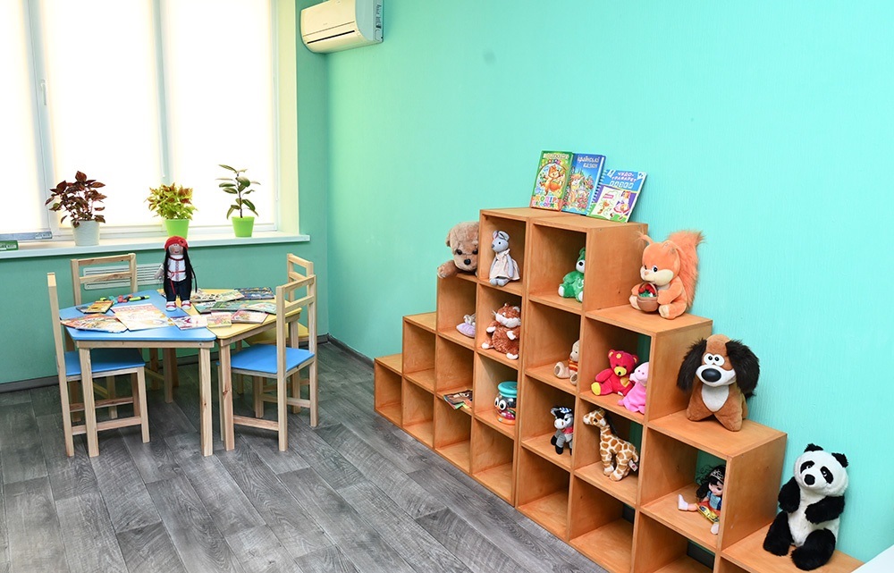 Дитячий простір в соццентрі в Кагарлику укомплектовано розвиваючими іграми, книгами та м'якими іграшками