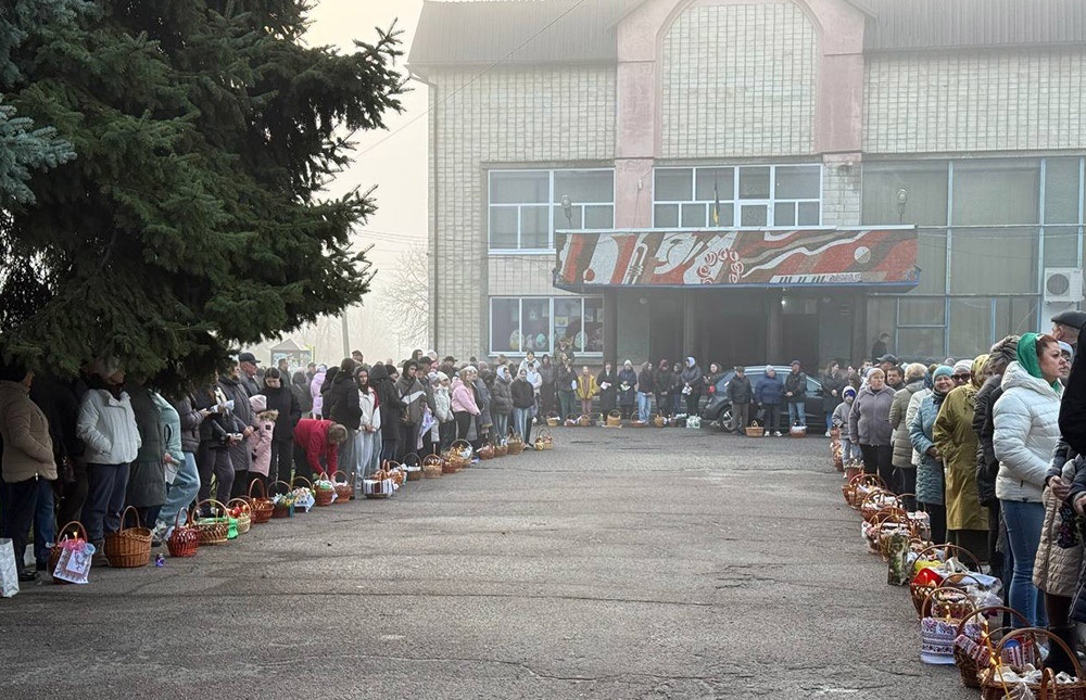 Великдень на Кагарличчині та Ржищівщині у 2026 році: молебні і освячення кошиків. Фото та відеоогляд