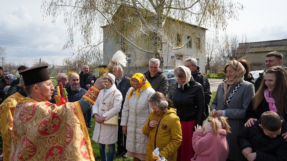 Великдень на Кагарличчині та Ржищівщині у 2026 році: молебні і освячення кошиків. Фото та відеоогляд