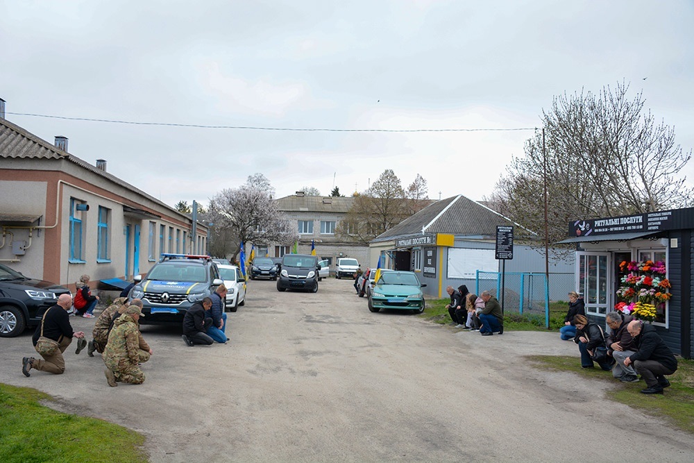 Кагарлик прощається із воїном Василем Бабієм - 2