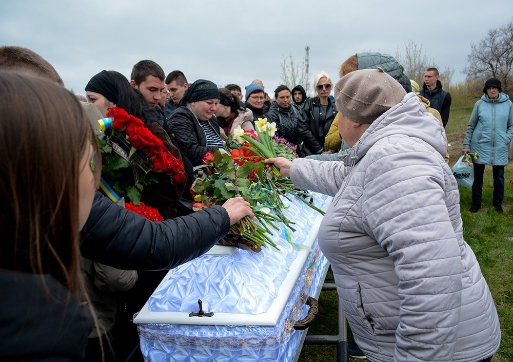 В Демівщині провели в останню путь воїна Василя Бабія - 17