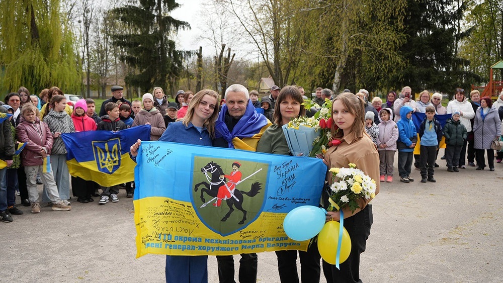 Зустріч Захисника Володимира Чабана у рідному селі Стайки після повернення з полону - 5