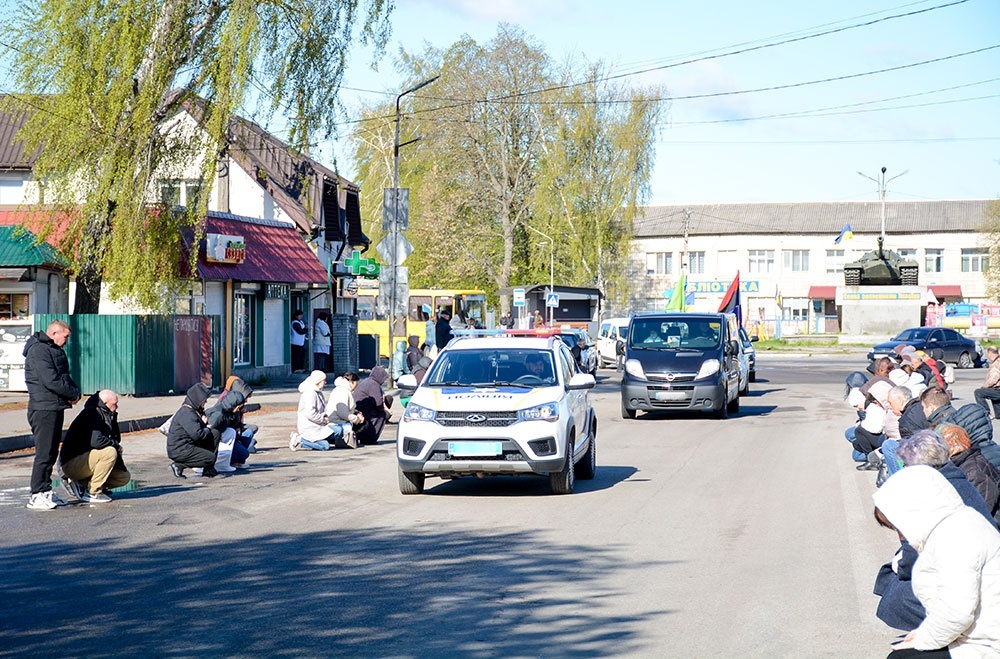 Кагарлик прощається із воїном Олександром Сізовим