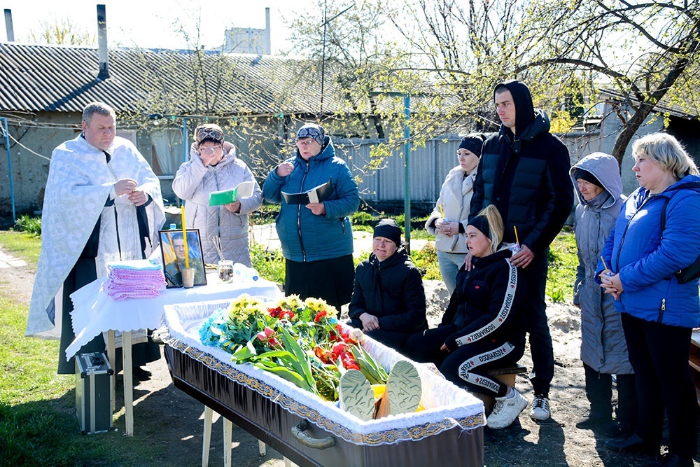 У Кагарлику провели в останню путь воїна Олександра Сізова - 5