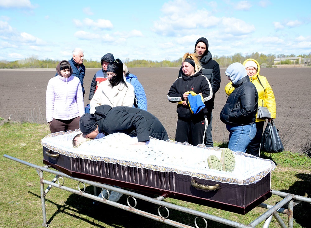 У Кагарлику провели в останню путь воїна Олександра Сізова - 22